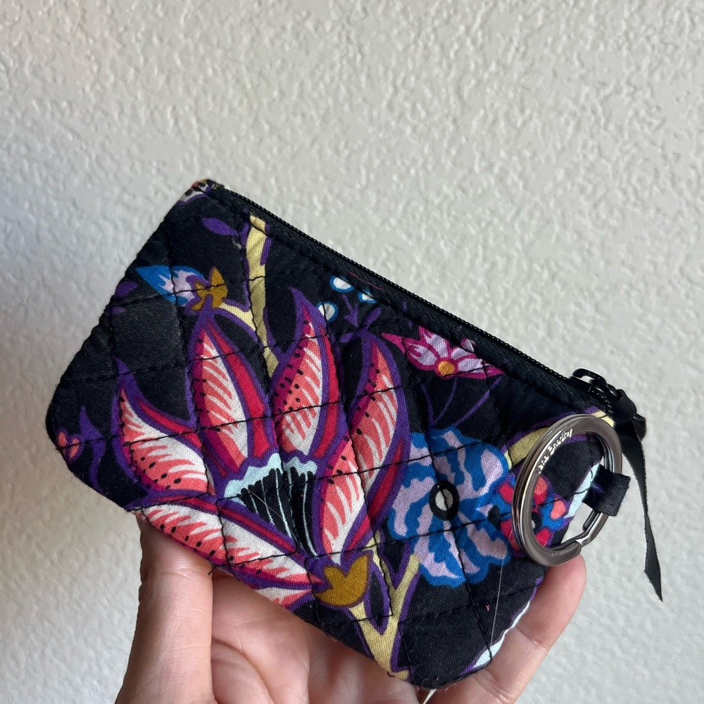 NWOT Vera Bradley Foxwood Floral Quilted Black and Purple Wristlet Cardholder